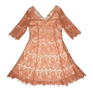 Andrée Peach / Cream Lace Dress EUC SMALL